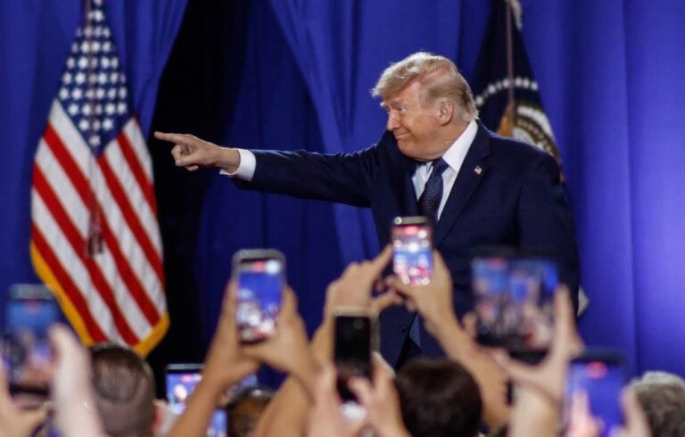 Європа боїться: Трамп прагне контролю над українськими мирними переговорами, знищуючи стратегію ЄС.