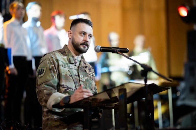 Міноборони не поспішає демобілізувати офіцерів: заступник міністра пояснює "інший рівень відповідальності".