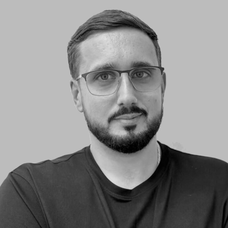 Дрони нищать російську нафтопереробку, економіка РФ у глухому куті, Ельвіра Набіулліна визнала дефіцит та інфляцію.