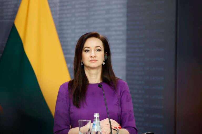 Уряд Литви йде у відставку. Новий прем'єр вже на порозі. Союзник України знову тасує колоду. Зміна на вершині влади.