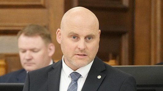 Прем'єр Латвії Андріс Кулбергс закликає Європу зміцнити кордони, відкидаючи мирні переговори з Москвою.