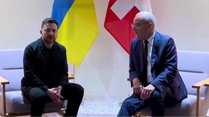 Президент Зеленський зустрічається з лідером Швейцарії Гі Пармеленом. Обговорюються російські атаки та санкції.