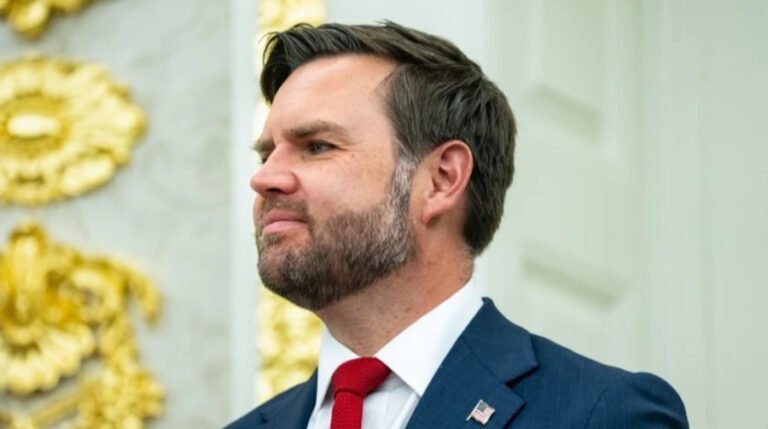 Джей Ді Венс обговорює "мирну" угоду США-Іран, її довжину та повернення МАГАТЕ.