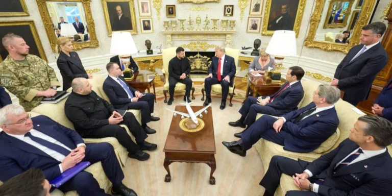 Президент Зеленський та Дональд Трамп обговорюють ліцензії Patriot та дипломатію