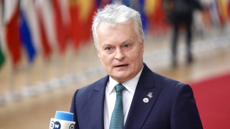 Литовські чиновники, включно з президентом, обговорюють скасування ядерної заборони через агресію Кремля.