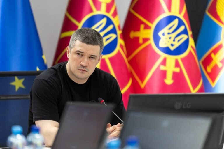 Оборонний міністр Федоров: тисячі бійців-самовільників прагнуть повернутися. Реформа чи чергова показуха?
