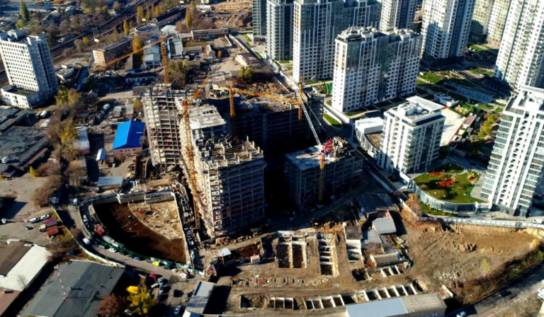 Ексдиректор держпідприємства МВС засуджений за розпродаж майна у Києві.