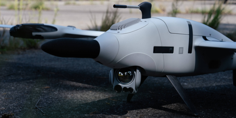 Розвідувальний дрон Vector AI, який тестує австралійська армія, вдосконалений на досвіді України.
