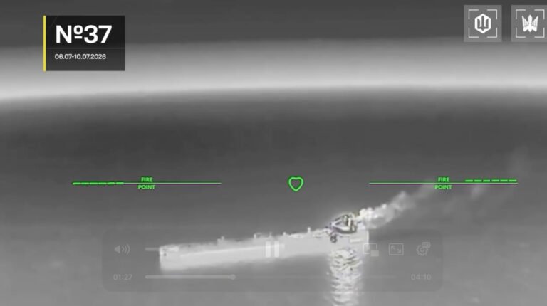Зображення уражених 13 суден тіньового флоту Росії та п'яти електропідстанцій у Криму за даними Мадяра.