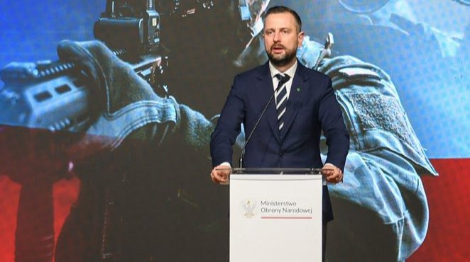 Польський міністр оборони Владислав Косіняк-Камиш захищає передачу Patriot Україні.