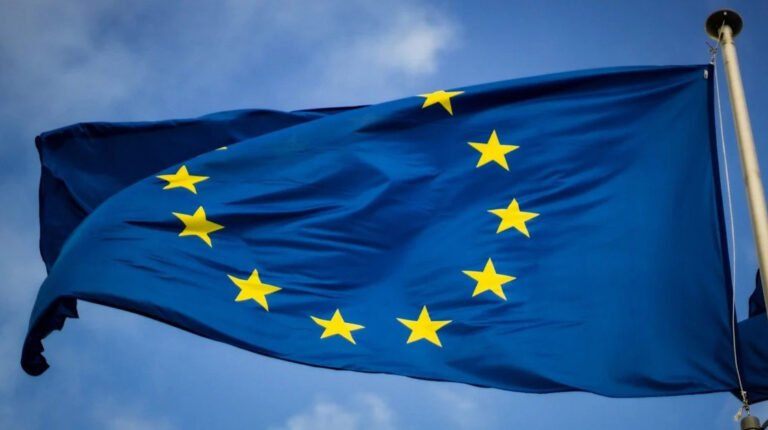 Єврокомісія метушиться, готуючи пропозиції реформи розширення ЄС. Монтенегро під прицілом. Члени ЄС диктують умови, Брюссель намагається повернути ініціативу.