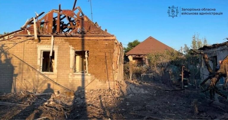 Наслідки російських ударів дронами та артилерією по південних областях України