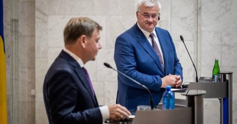 Міністр Андрій Сибіга розповідає про спільну зброю, санкції, активи РФ.