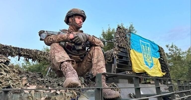 Генштаб: 203 боєзіткнення. Окупанти атакували дронами й ракетами. Сили оборони нищать ворога. Гарячі напрямки. Втрати рф.