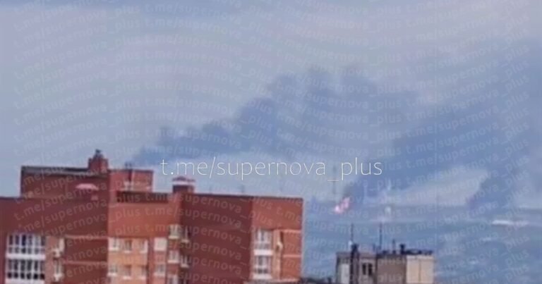 Масштабна пожежа на нафтопереробному заводі в Уфі після атаки дронів