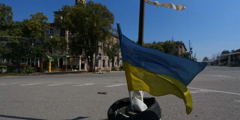 Окупанти зосередили шалені сили на Донбасі. Російський диктатор вимагає захопити регіон.