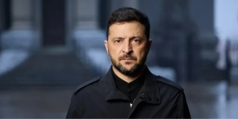 Президент України Володимир Зеленський та доповідь про чистки колаборантів у Криму.