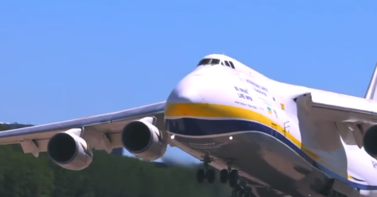 Дрон з вибухівкою виявлено біля українського літака Ан-124 "Руслан" в аеропорту Лейпцига