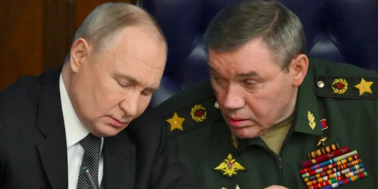 Фото начальника Генштабу ЗС РФ Валерія Герасимова, підозрюваного у воєнних злочинах та масованих обстрілах Києва.
