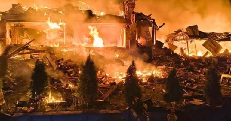 Російська армія атакувала Україну ракетами та дронами. ППО знешкодила більшість БпЛА, але є влучання. Київ під ударом, загиблі.