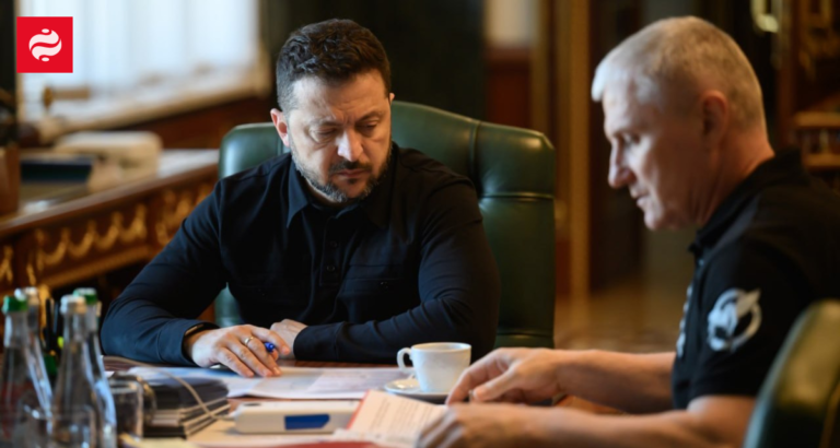 Президент Зеленський звітує про втрату Кремлем ракетних потужностей після ударів ЗСУ по виробничих об'єктах.