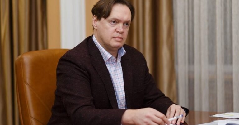 Ексголова ФДМУ Дмитро Сенниченко та його злочинна організація у справі про багатомільярдні збитки