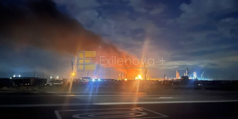 Ільський НПЗ горить після атаки безпілотників, губернатор підтвердив удар.