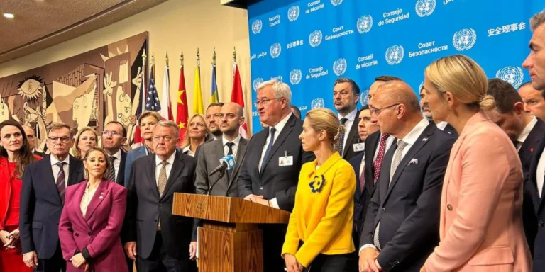 Україна погодилась на припинення вогню. 51 країна ООН вимагає від Росії зупинити агресію та звільнити цивільних.