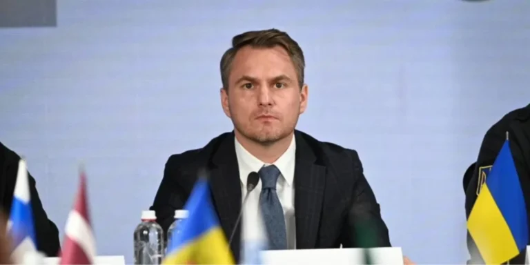 Генпрокурор Руслан Кравченко на тлі скандалу з корупцією в ОГП, де є підозри в кришуванні кол-центрів.