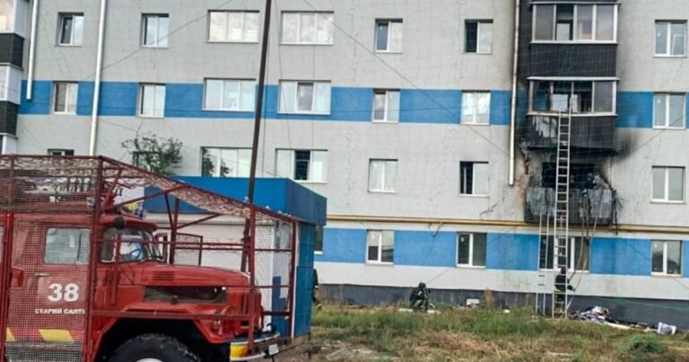 Фото руйнувань після атак, де окупанти гатили по Україні, а Харківщина, Херсонщина, Одещина потерпають, і є поранені, а Запоріжсталь під ударом.