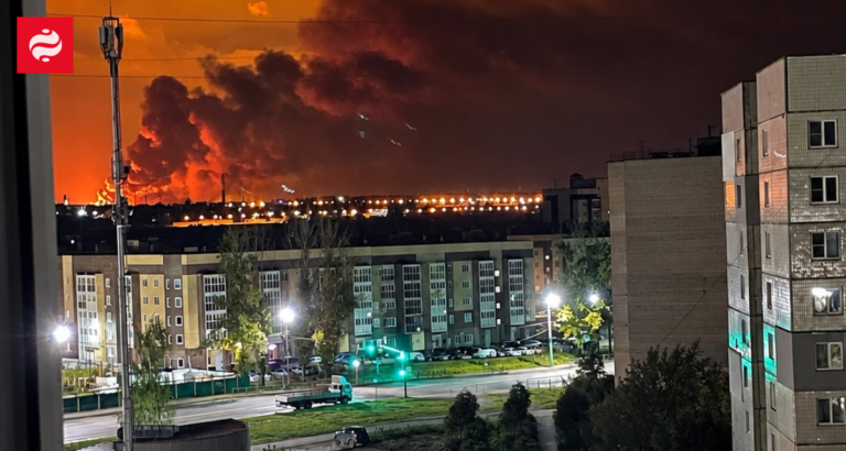 Зображення палаючого військового аеродрому під Ростовом та Ярославського нафтопереробного заводу після ударів дронів