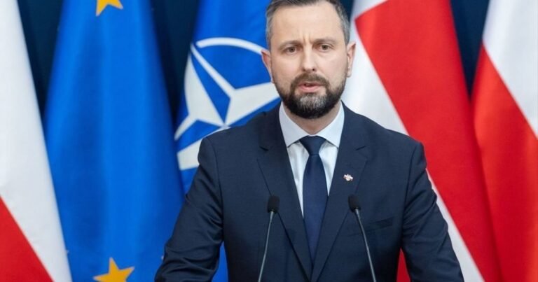Владислав Косиняк-Камиш про ядерні амбіції Польщі щодо зброї США та Франції.