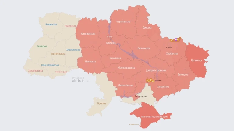 Наслідки російської атаки на Київ, Дніпро, Запоріжжя: зруйновані будівлі.