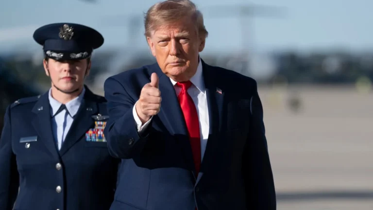Дональд Трамп анонсував швидку зустріч із Володимиром Зеленським та Володимиром Путіним.