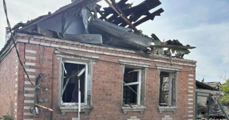 Зруйнований дата-центр після атаки дронів на Україну