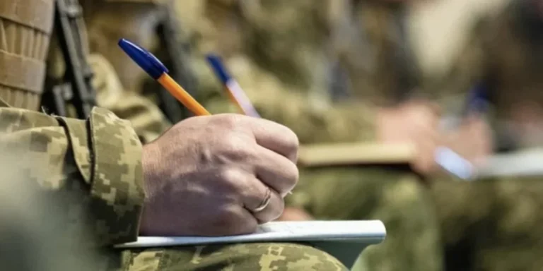 Кабмін обмежив бронювання до 95% на оборонних та енергетичних підприємствах, обіцяючи чесні правила. Створено новий Координаційний центр.