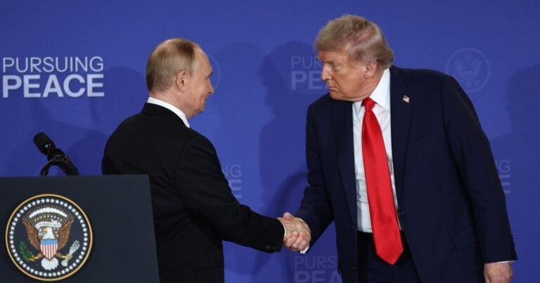 Дональд Трамп та пропозиції США Росії щодо розморозки активів та продажу "Лукойлу" за мир.